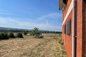 Villa di 540 m² con più di 5 locali e posto auto a