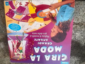 Gioco Hasbro gira la ruota grandi sfilate vintage