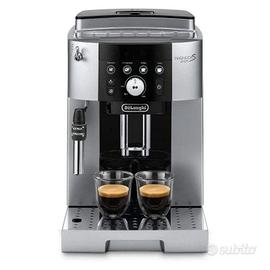 Macchina caffé - DeLonghi Magnifica S smart