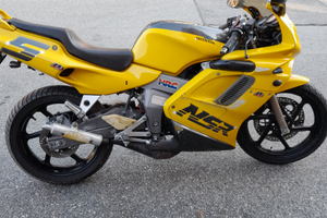 Honda nsr 125 r