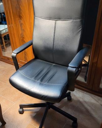 poltrona ufficio in ecopelle