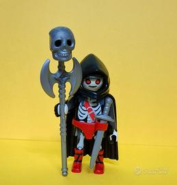 Playmobil Cavaliere fantasma

incappucciato