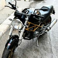 Ducati monster 600
