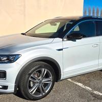 T-ROC 1.5 dsg, R-Line TETTO APRIBILE!