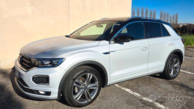 T-ROC 1.5 dsg, R-Line TETTO APRIBILE!