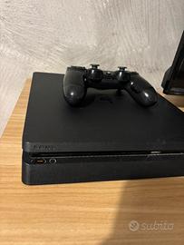 Playstation 4 slim