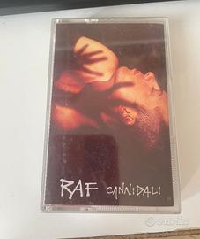 Cannibali Raf in cassetta