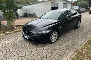 Jaguar XE 2.0 D Turbo 180CV Prestige Business Edit