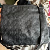 Borsa Gucci Messenger “Guccissima” in Pelle Nera