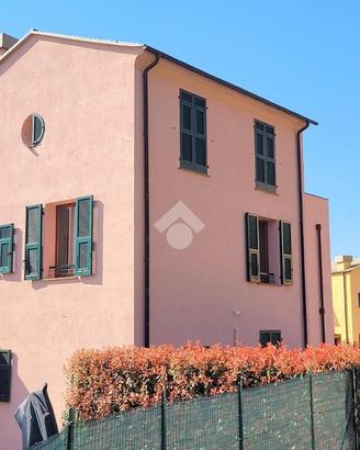 3 LOCALI A COGOLETO