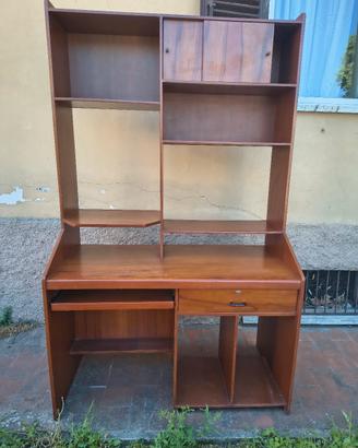 scrivania il legno 
