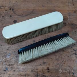 C34 - Set di 3 spazzole antiche