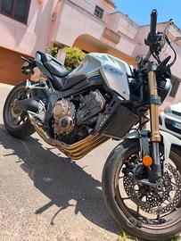 Ricambi per Honda cb 650r  2021