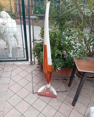 Scopa elettrica senza fili De Longhi