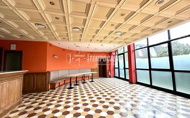 LOCALE COMMERCIALE IN ZONA CENTRALE