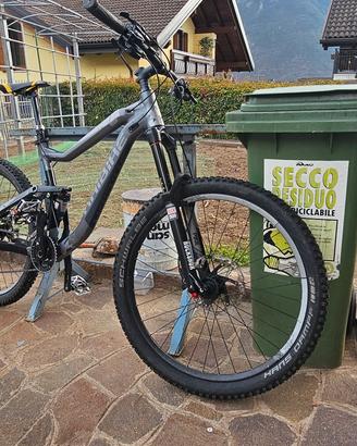 Mtb full suspended Haibike