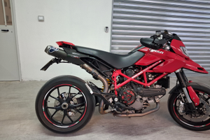 Ducati hypermotard 1100 evo