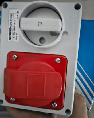 Presa Interbloccata Gewiss GW66008 16A 3P+T 380V-4