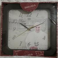 Orologio quadrato da parete con Papa Francesco 