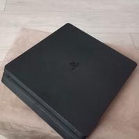 PS4 slim 