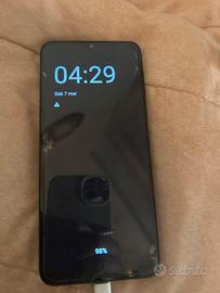 Cellulare motorola e 13