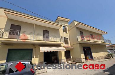 Due appartamenti al grezzo al 1°P e deposito al PT