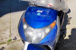 ricambi Piaggio Beverly 125/200/250 anno 2002