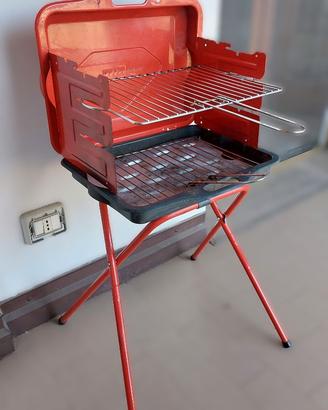Barbecue a carbonella a valigetta
