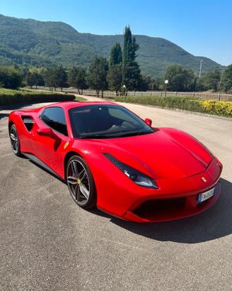 Ferrari 488 spider 2018