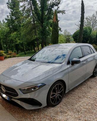 Mercedes-Benz Classe  AMG Line Alpine Grey Edition