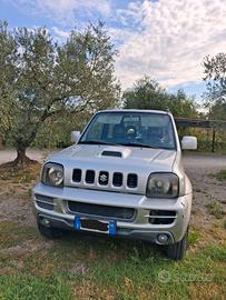 Jimny 1.5 DDiS cat 4WD JLX Più + Gancio di traino