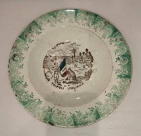 Antico piatto d'epoca