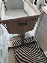 Next to me chicco, sacco nanna e sterilizzatore.