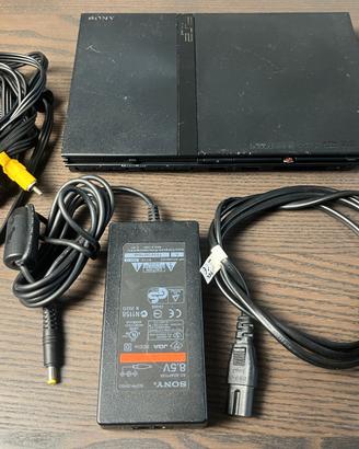 PS2 Slim con alimentatore e cavi