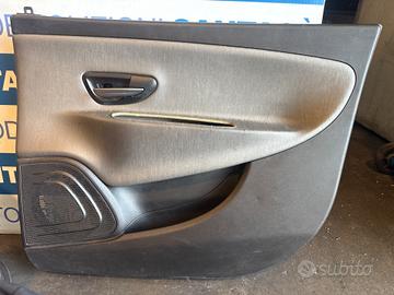 Pannello dx lancia ypsilon 2013 - 5 porte