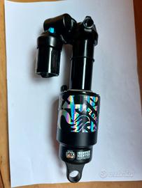 fox float x2 performance 205 60 trunnion