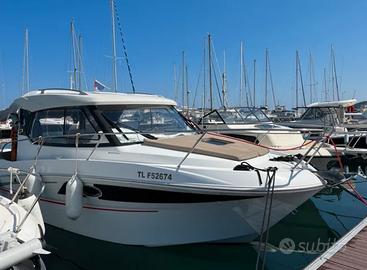 Beneteau Antares 880 - 2017