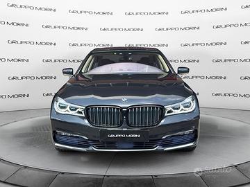 BMW Serie 7 740e Luxury autom.