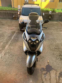 Scooter silver Wing 600