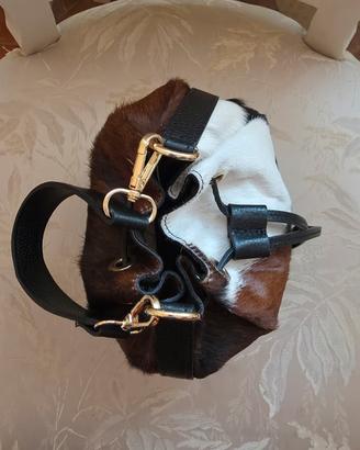 Borsa pelle e cavallino a secchiello