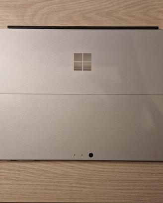 Microsoft Surface Pro 4