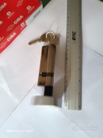 Blocchetto per portoncino