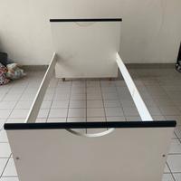 Letto singolo completo di rete a doghe in legno