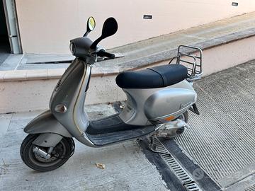 Vespa 150 et4