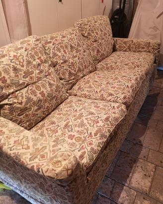 Coppia Divani in tessuto stile Classico