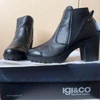 Stivaletto in pelle nero con plateau Igi&Co taglia