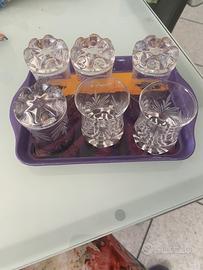 24 bicchierini  liquori e 6  bibite Scarabokki