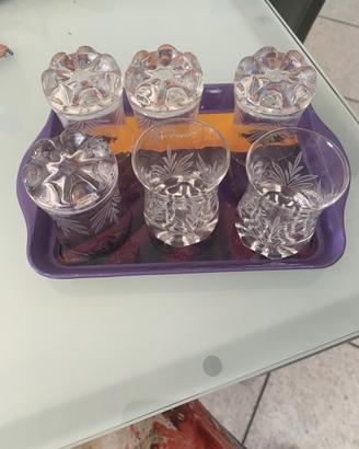 24 bicchierini  liquori e 6  bibite Scarabokki