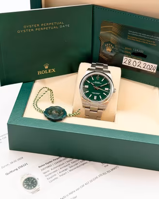 Rolex Oyster Perpetual 41 Verde, Full set, Permute