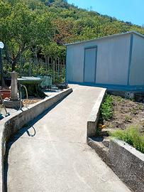 Vende terreno con fabbricato 28 mq